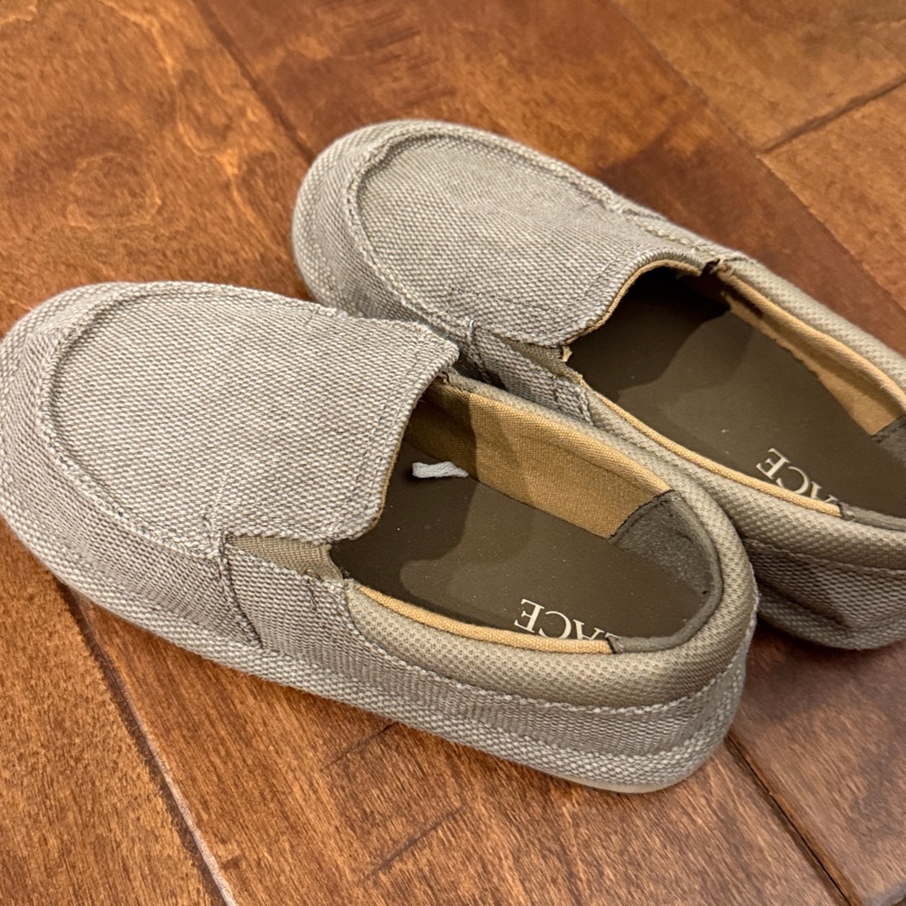 The Children's Place Gray Moccasins
